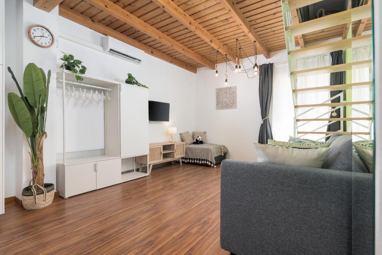 Suite Homes Alice Valentin Malaga Luaran gambar