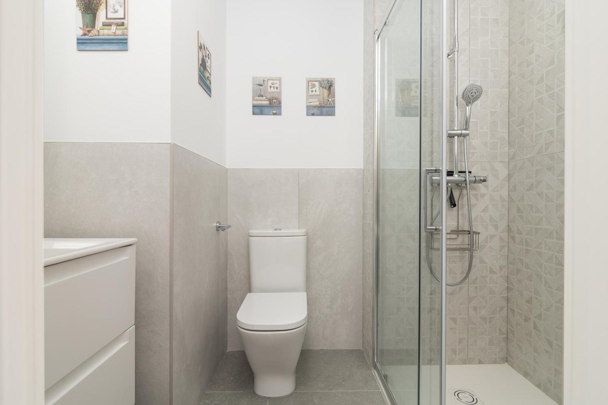 Suite Homes Alice Valentin Malaga Luaran gambar