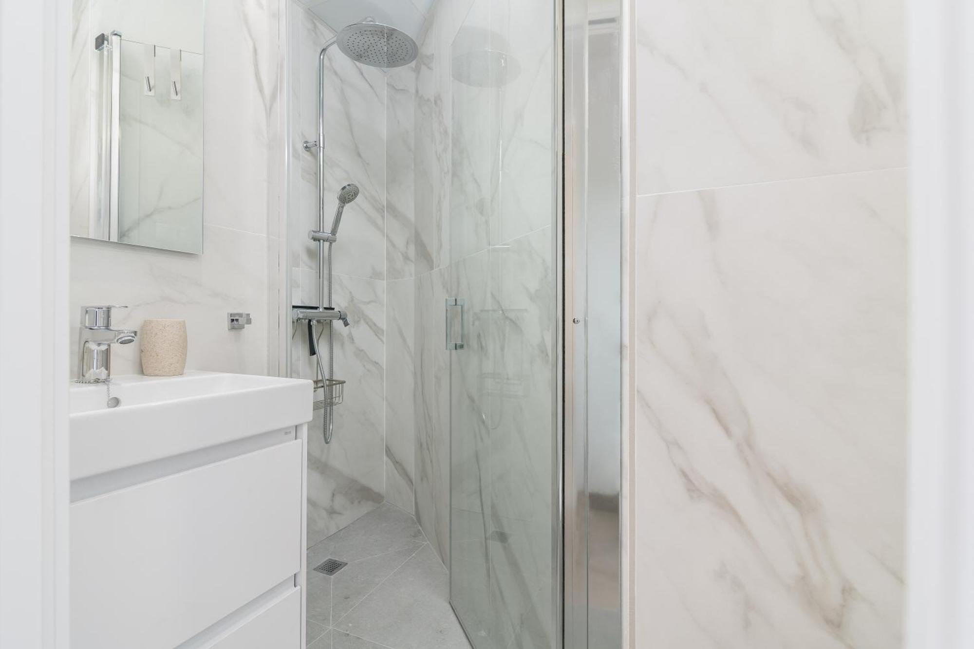 Suite Homes Alice Valentin Malaga Luaran gambar
