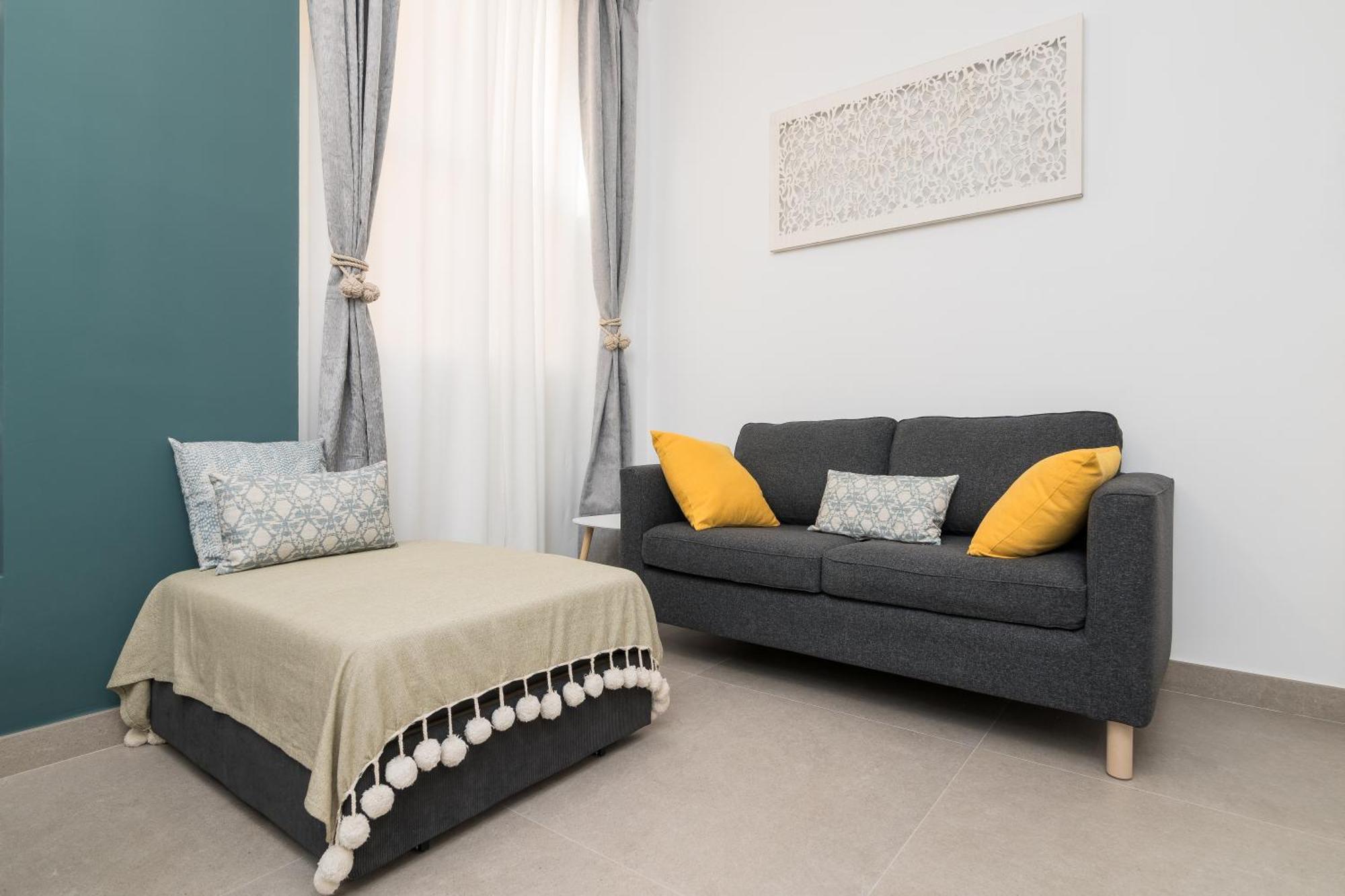 Suite Homes Alice Valentin Malaga Luaran gambar